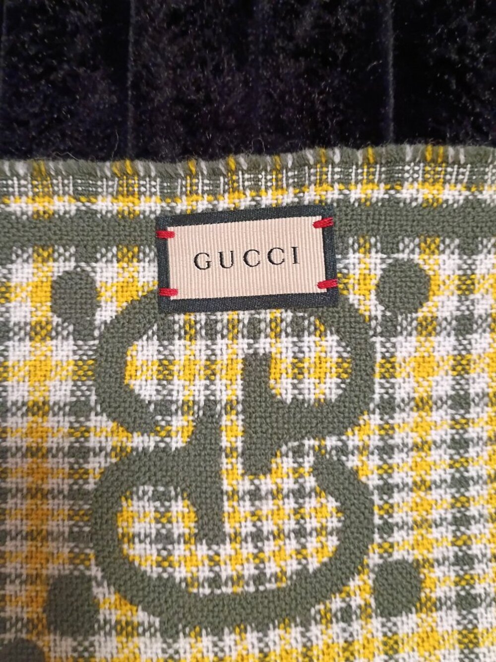 Authentic Gucci wool scarf